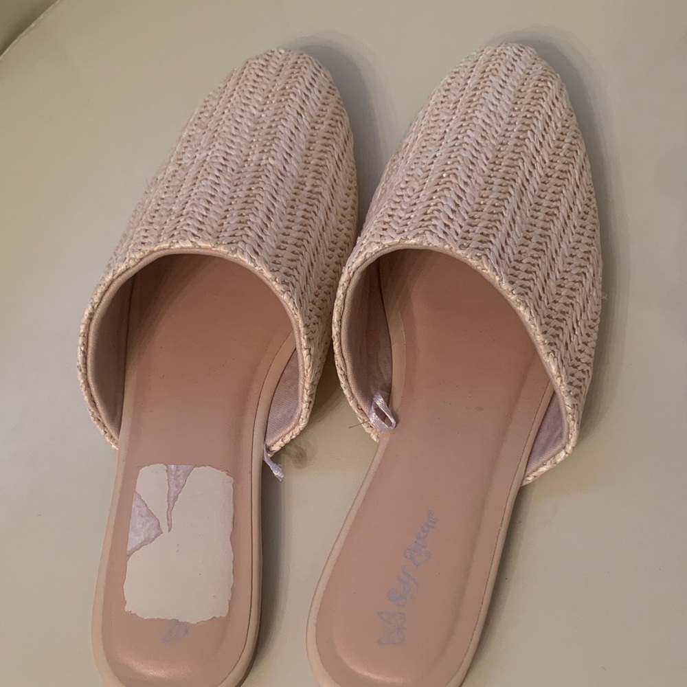 Women's Cream Slip-On Mules